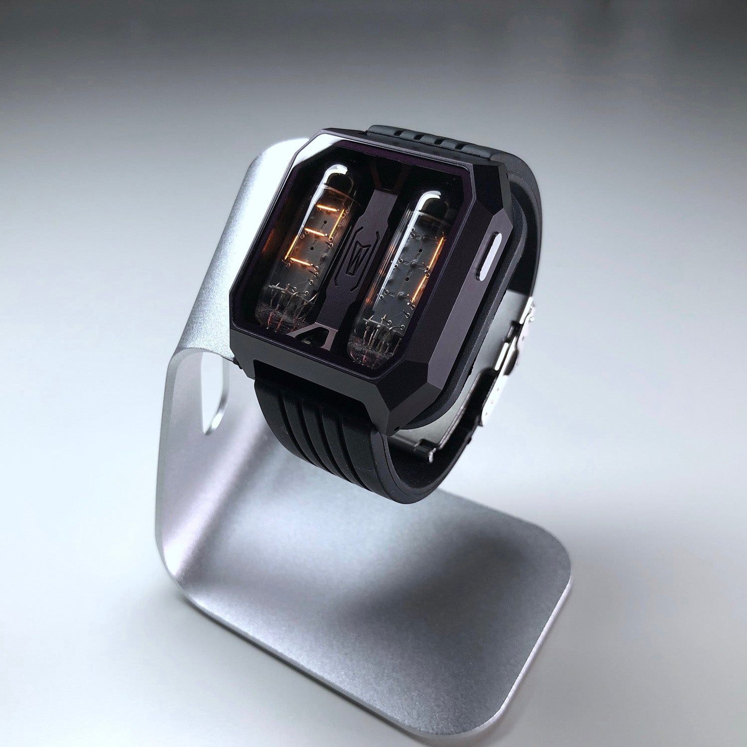 Alwa Black