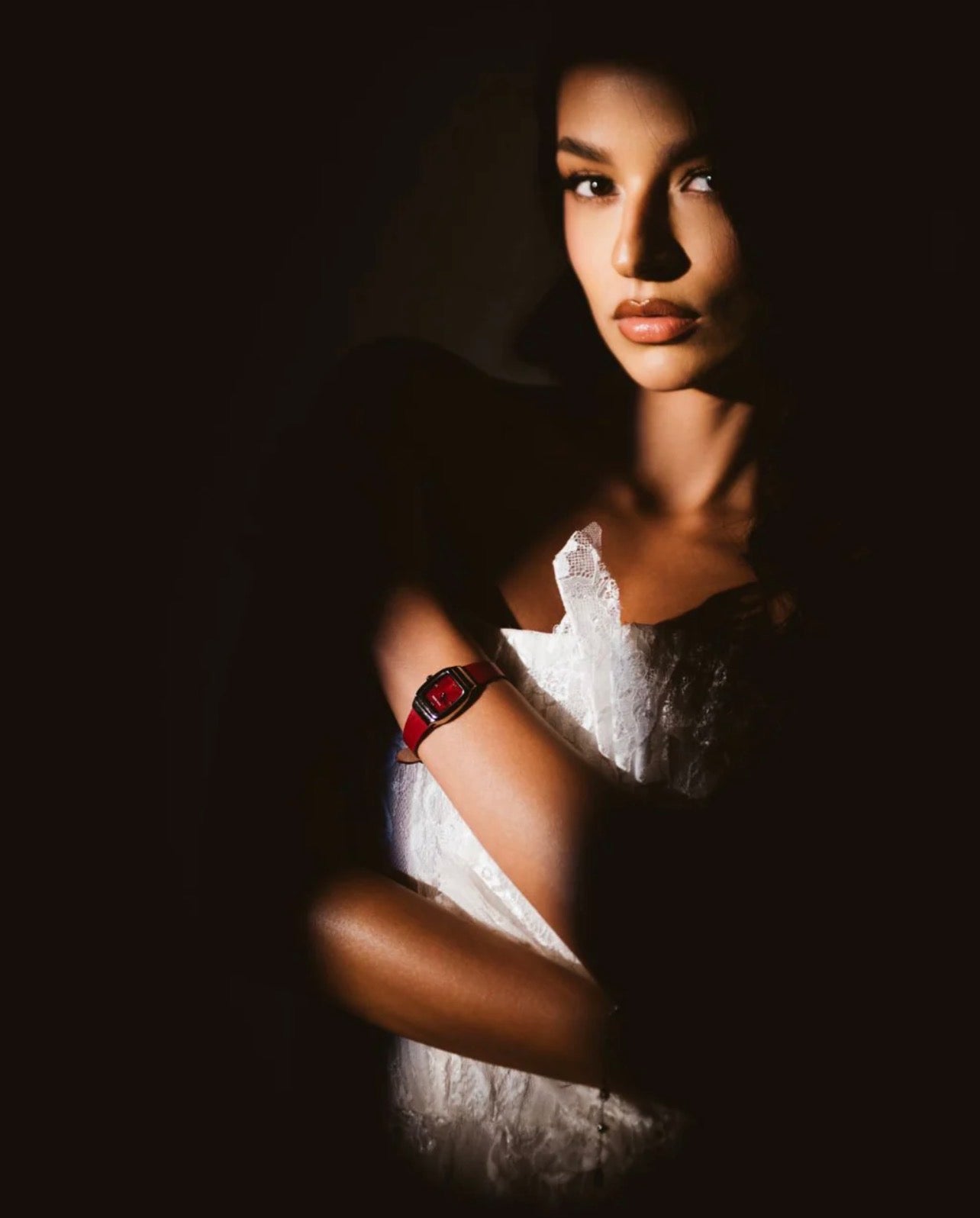 VIA MON NOVIA BURGUNDY PEARLS